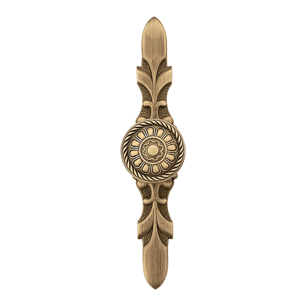 Classic Cabinet Pull Handle & Lock & Knobs, Drop Handle & Locks And Knobs For Bungalows